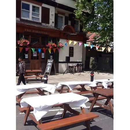 ロンドン ザ フォレスター イーリング Bed & Breakfast エクステリア 写真